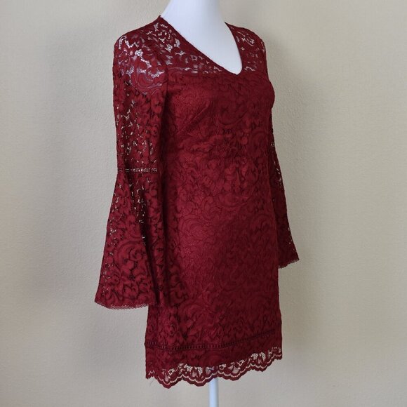 White House Black Market Burgundy Bell Sleeve Lace Dress - 4P - Picture 8 of 9